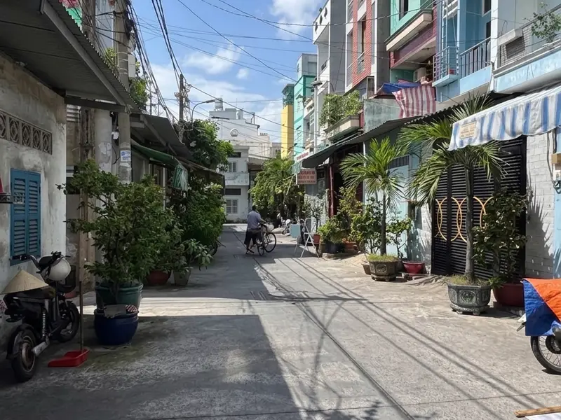 BÁN NHÀ 3 TẦNG - 4x16 - XE HƠI ĐẬU TRƯỚC NHÀ - GẦN 3 /2 - CHỈ 8 TỶ... Bán nhà riêng tại Minh Phụng, Hồ Chí Minh 01