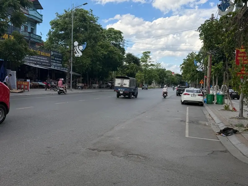 Bán nhà mặt phố 4 tầng tại trung tâm TP Bắc Ninh, đường ô tô tránh, vỉa hè rộng... Bán nhà mặt phố tại Kinh Bắc, Bắc Ninh 01