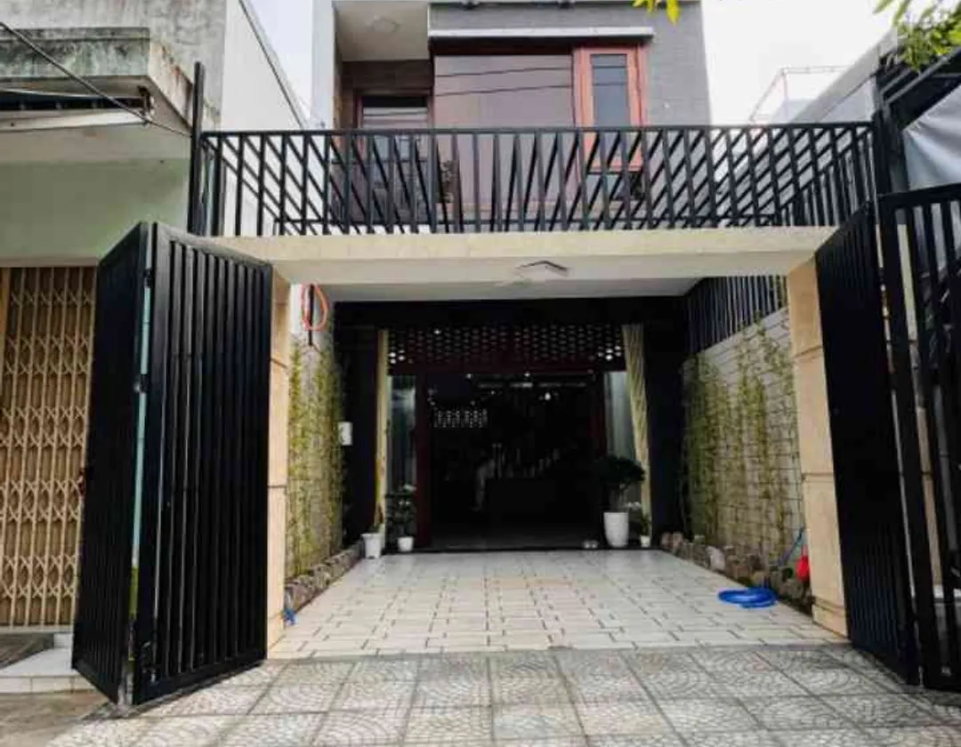 Nhà mặt phố Nguyễn Xí, 4 tầng tiện nghi, giá sốc... Bán nhà mặt phố tại Liên Chiểu, Đà Nẵng 01