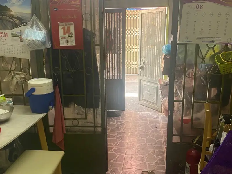 Bán nhà 2 tầng hẻm xe hơi quận Tân Sơn Nhất giá 5 tỷ... Bán nhà riêng tại Tân Sơn Nhất, Hồ Chí Minh 01
