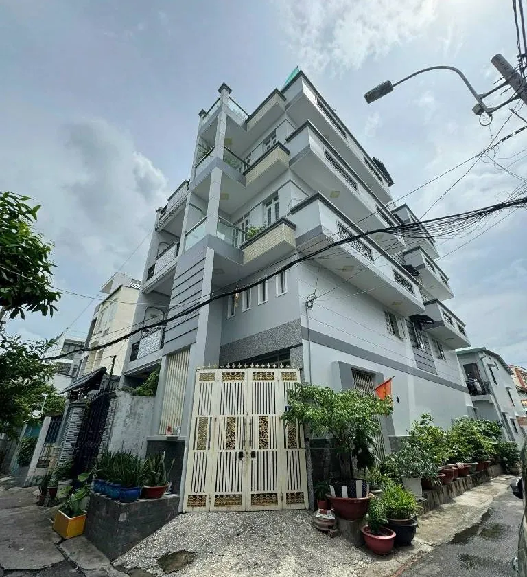 Bán nhà mặt phố 5 tầng lô góc 3 mặt thoáng tại quận CXPL A... Bán nhà mặt phố tại Phú Lâm, Hồ Chí Minh 01