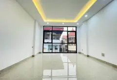 Bán nhà riêng 5 tầng 8 phòng ngủ tại Tây Sơn, Đống Đa với thang máy và mặt tiền rộng... Bán nhà riêng tại Đống Đa, Hà Nội 07