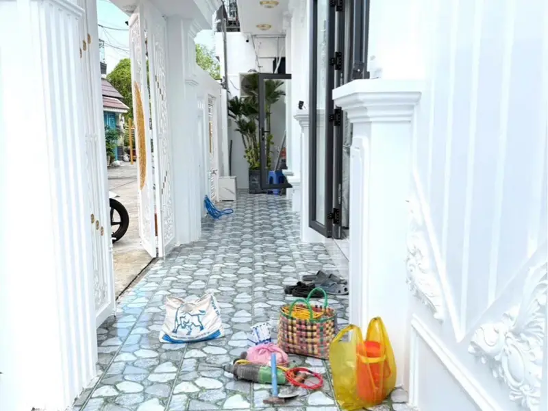 Nhà riêng 2 tầng tân cổ điển tại Huỳnh Tấn Phát, 70m2, Nhà Bè với thiết kế sang trọng... Bán nhà riêng tại Nhà Bè, Hồ Chí Minh 01