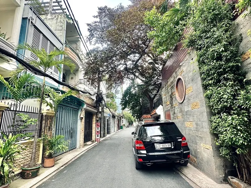 Nhà Hiện Đại Khu VIP Cộng Hòa - 5 Tầng, Rộng 173m2... Bán nhà riêng tại Tân Bình, Hồ Chí Minh 01