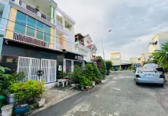 104M2 Đất tái định cư Long Sơn Long Bình Q9 mặt tiền 6.5m, giá tốt... Bán đất tại Long Bình, Hồ Chí Minh 01