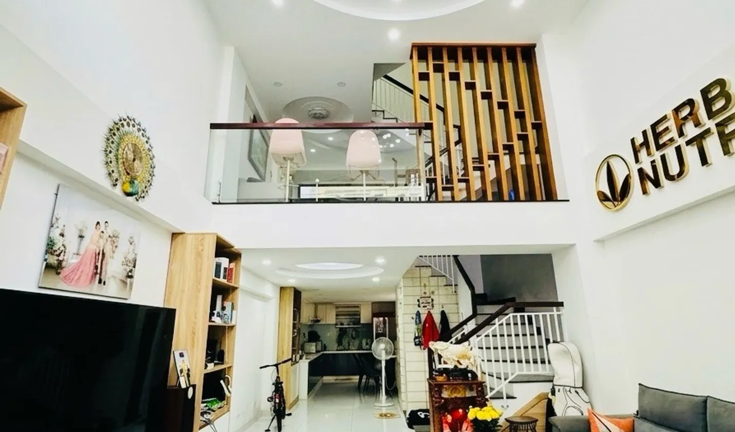 BÁN NHÀ TP HCM, PHƯỜNG TÂN SƠN, HẺM Ô TÔ THÔNG, 5 TẦNG, 5 x 15M. GIÁ 8.9 TỶ... Bán nhà riêng tại Tân Sơn, Hồ Chí Minh 01