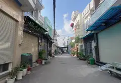 Nhà đẹp 3 tầng, 4 phòng ngủ, an cư lý tưởng! 🏡✨... Bán nhà riêng tại Bình Tân, Hồ Chí Minh 01