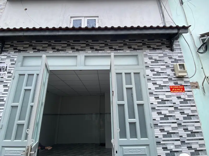 Cơ hội hiếm có sở hữu nhà nhỏ xinh ngay Phan Văn Hớn, giá cực tốt... Bán nhà riêng tại Bà Điểm, Hồ Chí Minh 01