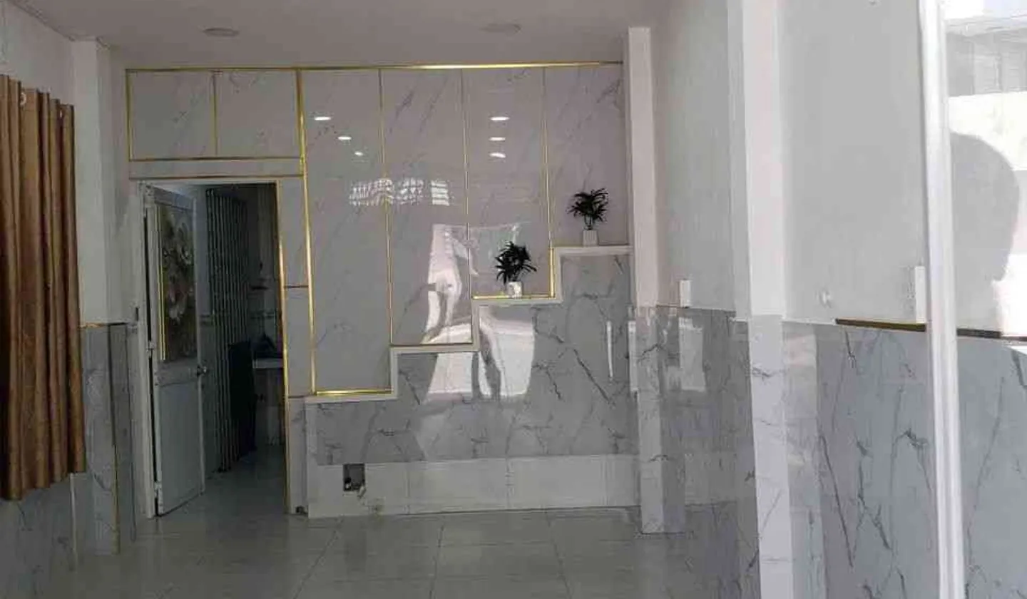 Nhà mặt phố 2 tầng hướng Đông Nam tại Bình Phú, Quận 6, giá 12 tỷ... Bán nhà mặt phố tại Bình Phú, Hồ Chí Minh 01