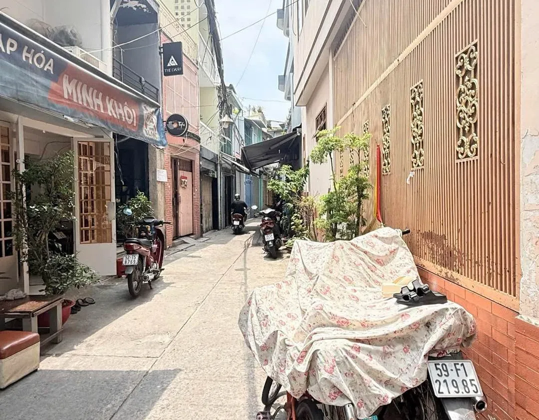 👉QUẬN 1- NGUYỄN CẢNH CHÂN 🆘 HẠ GIÁ MỚI 6.3 TL
👉DT:30 M2 (3 ×10 )
👉DT SÀN 60 M2
👉BÁN NHÀ HẺM 3... Bán nhà riêng tại Cầu Ông Lãnh, Hồ Chí Minh 01