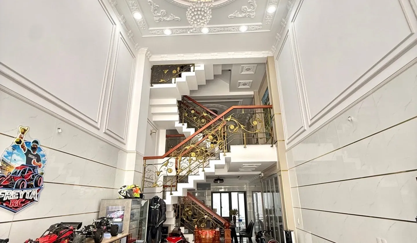 Cơ hội sở hữu nhà 5 tầng hiện đại tại Bình Tân với giá cực tốt... Bán nhà riêng tại Bình Tân, Hồ Chí Minh 01