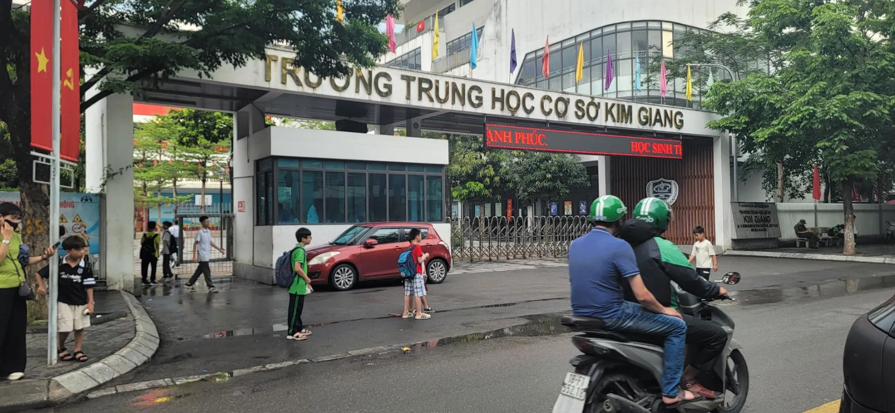 CĂN HỘ TẬP THỂ PHỐ HOÀNG ĐẠO THÀNH - NHÀ 2 MẶT NGÕ Ô TÔ - TIỆN ÍCH BẠT NGÀN - KINH DOANH TUYỆT ĐỈNH... Bán căn hộ chung cư tại Khương Đình, Hà Nội 01