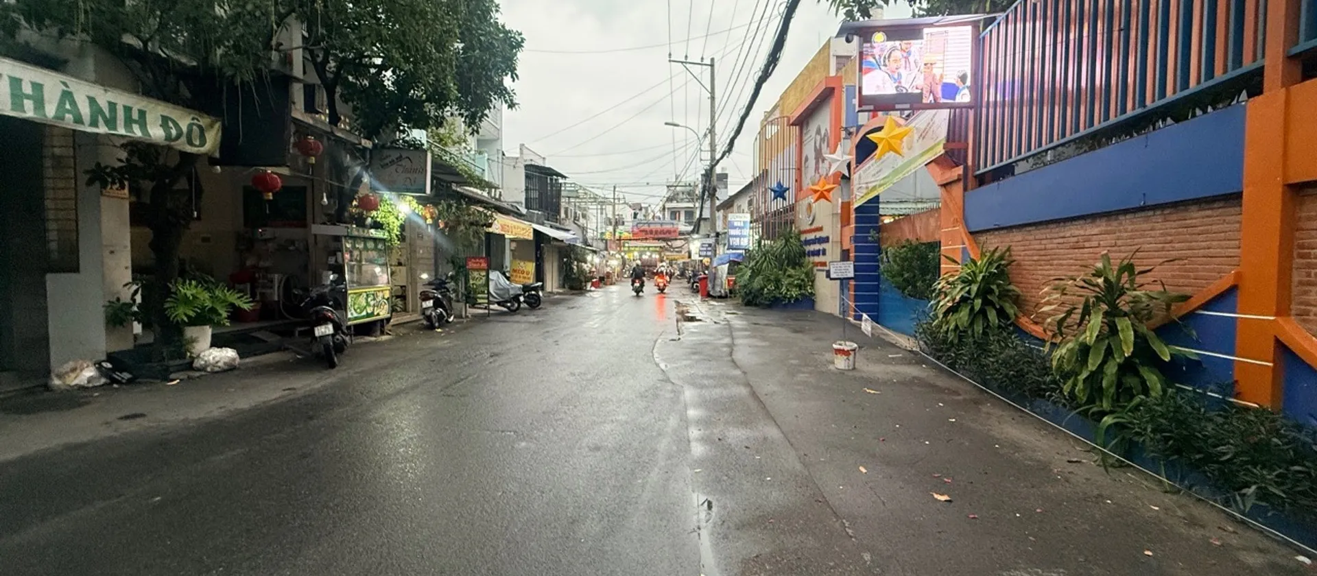 Nhà 2 tầng hẻm 3 gác gần công viên, chợ sầm uất... Bán nhà riêng tại Thông Tây Hội, Hồ Chí Minh 01