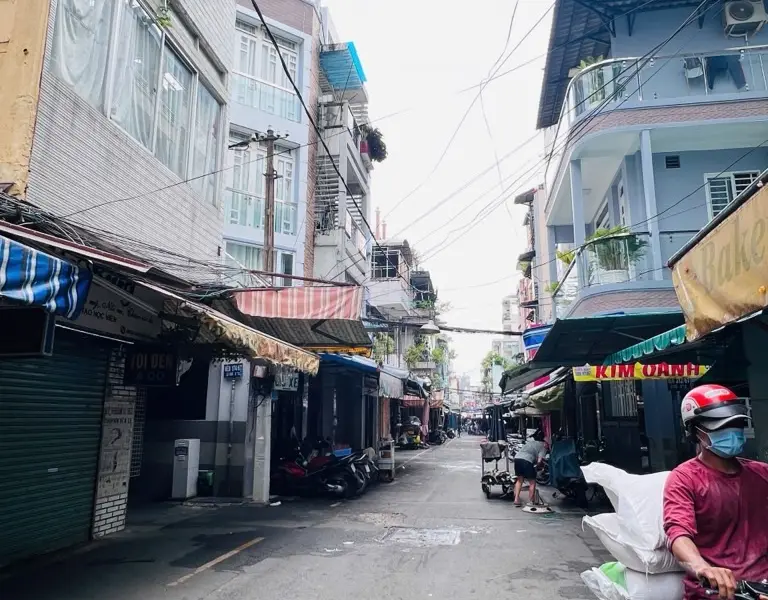 Nhà 5 tầng mặt tiền kinh doanh sầm uất tại Nguyễn Thiện Thuật, Quận 3... Bán nhà riêng tại Bàn Cờ, Hồ Chí Minh 01