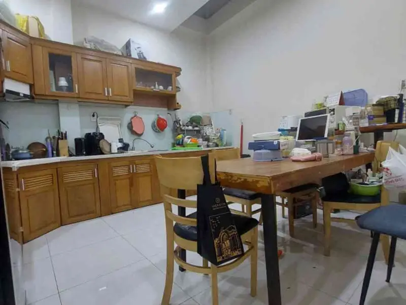Chính chủ gò vấp xóm mới chia tài sản xe hơi thông , 4 x 14m ( nở hậu ) sổ riêng... Bán nhà riêng tại An Hội Đông, Hồ Chí Minh 01