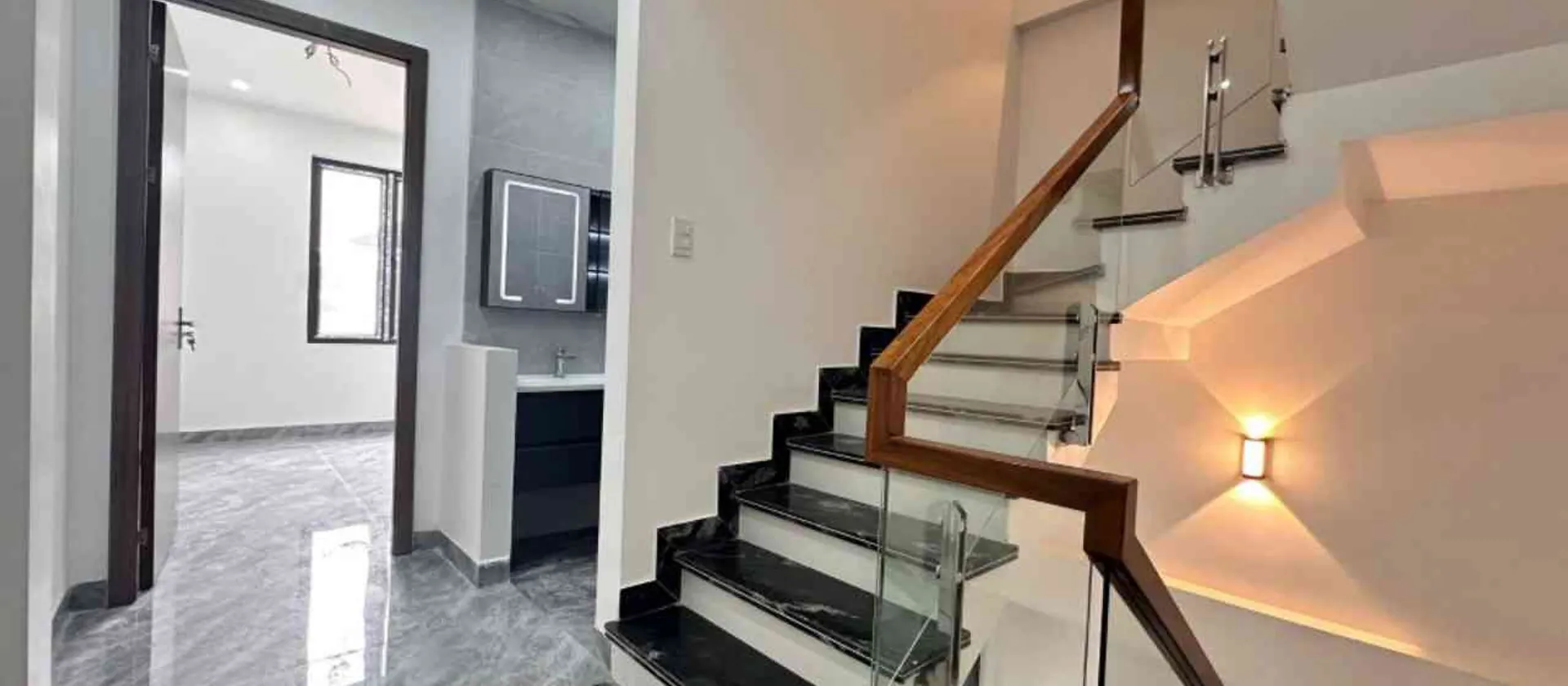 🏡 4 tầng long lanh - oto đỗ cửa ngày đêm - 46m2 chưa qua 6 tỷ ???... Bán nhà riêng tại Lê Chân, Hải Phòng 01