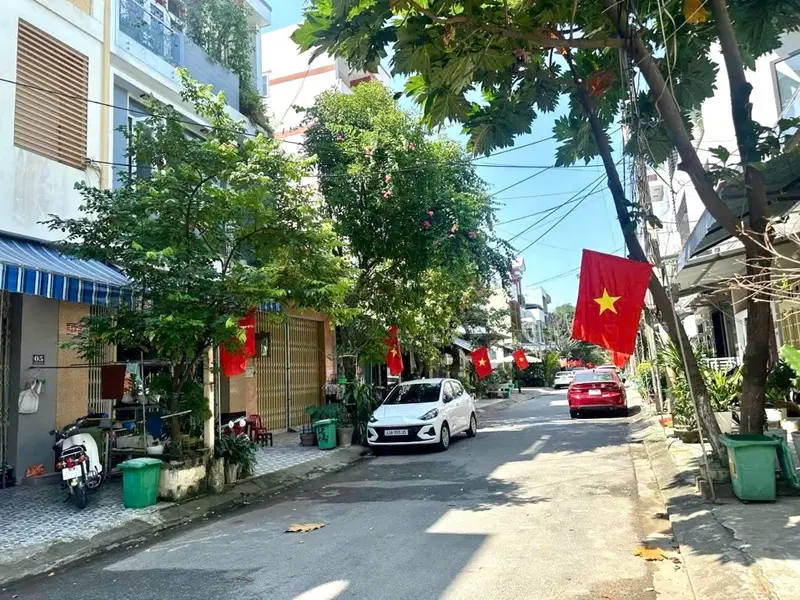 Bán nhà hiến giá rẻ mặt phố Đào Nguyên Phổ, phường Liên Chiểu, Đà Nẵng, 3 tầng, diện tích 75 m². 6... Bán nhà mặt phố tại Liên Chiểu, Đà Nẵng 01