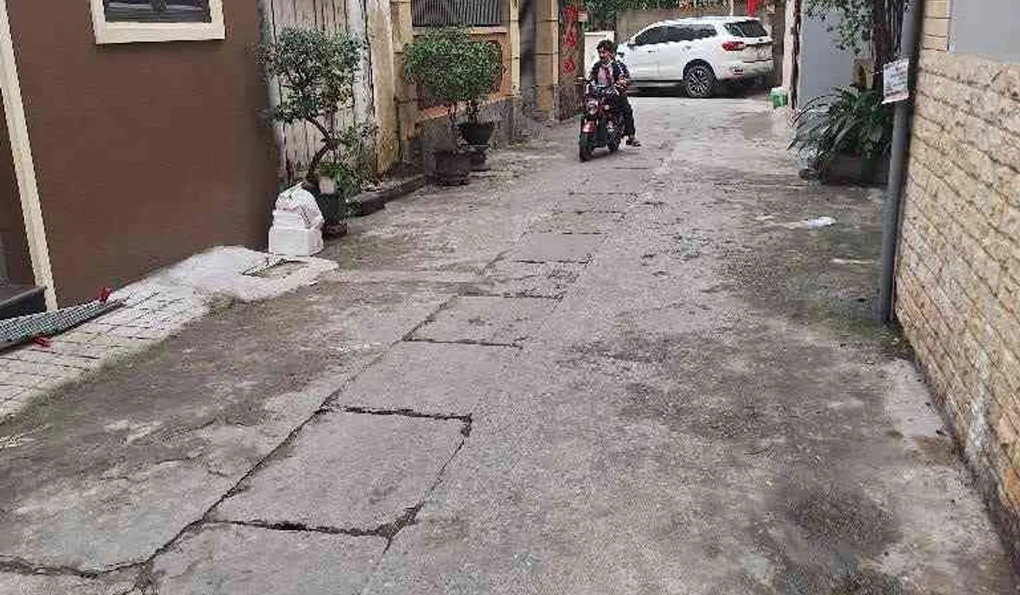 Bán nhà 2 tầng hẻm ô tô Khuyến Lương, giá 10,5 tỷ... Bán nhà riêng tại Trần Phú, Hà Nội 01