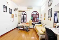 Nhà đẹp ,ô tô đỗ sát nhà ngõ thông tiện lợi
Gần -ĐH Y -ĐH THỦY LỢI -ĐH CÔNG ĐOÀN
👉ĐH NGÂN HÀNG... Bán nhà riêng tại Đống Đa, Hà Nội 02