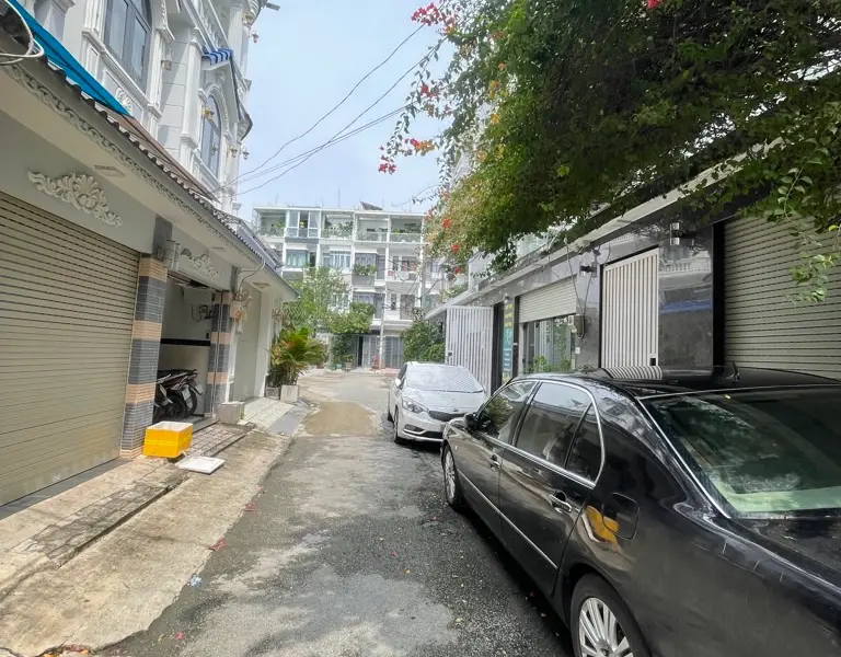 Cơ hội hiếm có sở hữu nhà 4 tầng sang trọng tại Nhà Bè giá 8,45 tỷ... Bán owner_side tại Nhà Bè, Hồ Chí Minh 01