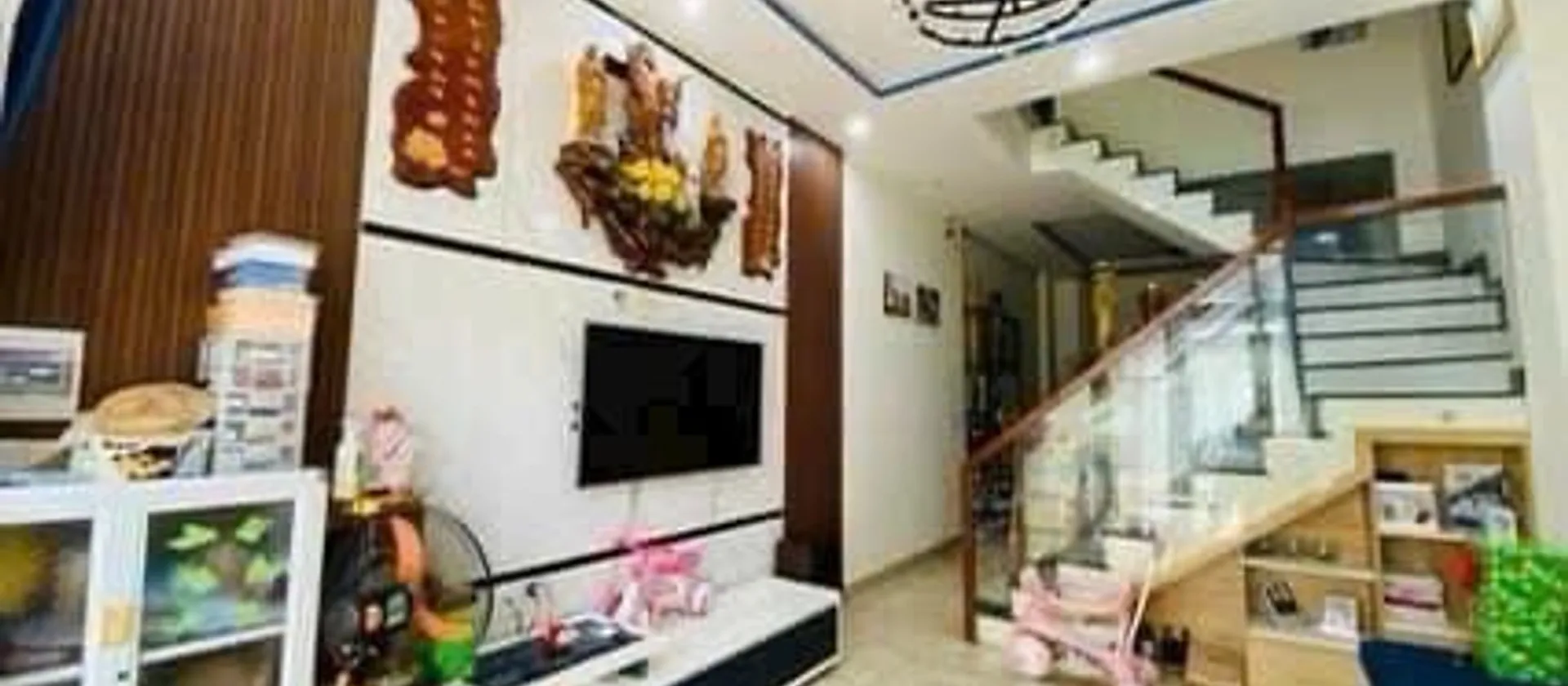 Sở hữu nhà mặt phố Hải Châu - Sống sang, tiện nghi đầy đủ... Bán nhà mặt phố tại Hải Châu, Đà Nẵng 01