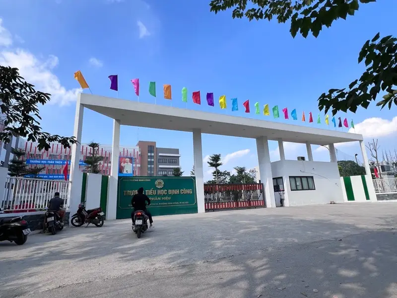 Bán căn hộ 2 phòng ngủ tại Phường Hoàng Mai, Hà Nội, giá 5,1 tỷ... Bán căn hộ chung cư tại Hoàng Mai, Hà Nội 01