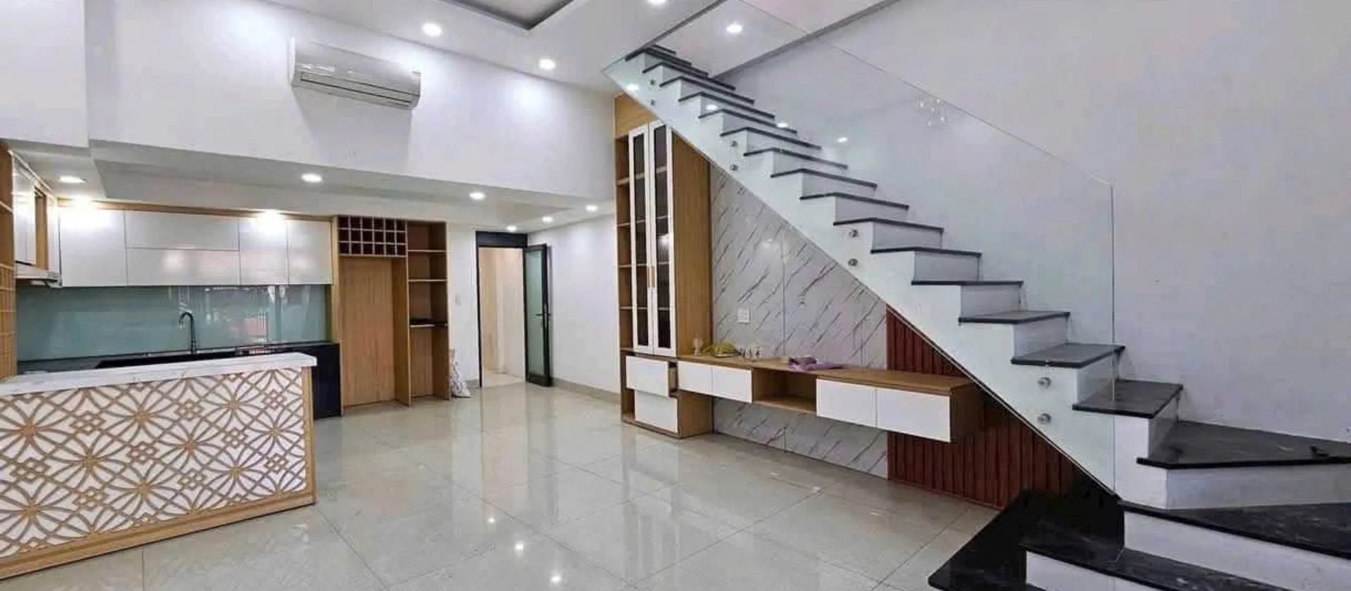 Nhà mặt phố sang trọng tại An Khê, Đà Nẵng... Bán nhà mặt phố tại An Khê, Đà Nẵng 01