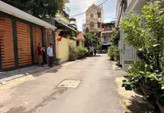Cơ hội sở hữu nhà 4 tầng giá tốt tại Quận 7, hẻm xe hơi rộng 6m... Bán nhà riêng tại Tân Thuận, Hồ Chí Minh 01