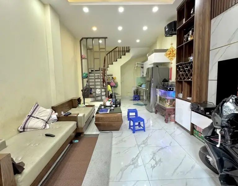 Nhà 5 tầng bán tại Giáp Nhị, mặt tiền 4m, giá 8.45 tỷ đồng... Bán owner_side tại Hoàng Mai, Hà Nội 01