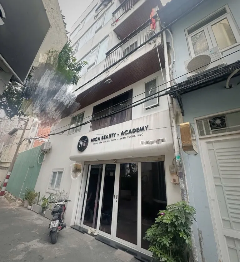 Nhà 4 tầng (4.2mx9m) hiện đại, Hẻm Xe Hơi tránh Tân Sơn Nhất Tân Bình, vị trí đắc địa gần sân bay... Bán owner_side tại Tân Sơn Nhất, Hồ Chí Minh 01