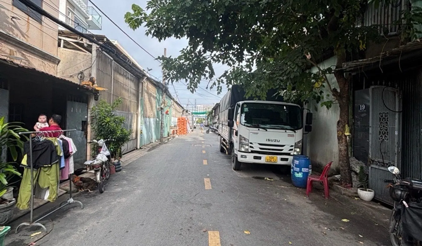 🔥 NHÀ MẶT TIỀN KHU KÊNH THAM LƯƠNG – ĐƯỜNG 10M THÔNG RỘNG – GẦN AEON TÂN PHÚ - CHỈ 7 TỶ NHỎ GIỌT... Bán nhà riêng tại Bình Hưng Hòa, Hồ Chí Minh 01