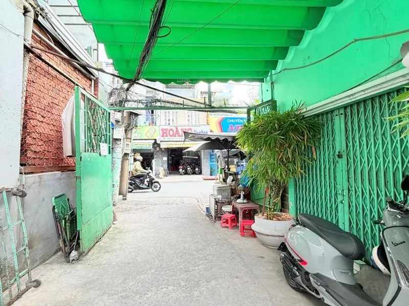Nhà mặt tiền Hồng Lạc rộng thoáng, ô tô vào nhà – giá tốt nhất khu vực... Bán nhà riêng tại Bảy Hiền, Hồ Chí Minh 01