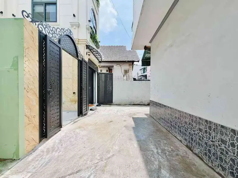 Nhà 4 tầng, hẻm xe hơi thông. DT: 6x11m.Nhà mới xây đẹp lung linh, full nội thất cao cấp. 7,9 Tỷ... Bán nhà riêng tại An Hội Tây, Hồ Chí Minh 01