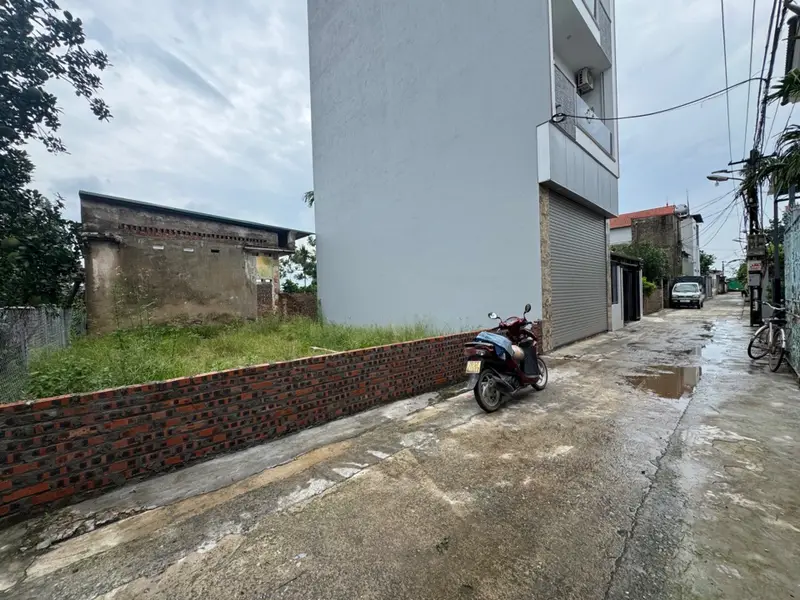 82M² TRÁNG VIỆT – MT 7,73M – Ô TÔ TRÁNH – QUY HOẠCH ĐẸP!
 Tráng Việt, Mê Linh
✅ Full thổ cư –... Bán đất tại Mê Linh, Hà Nội 01