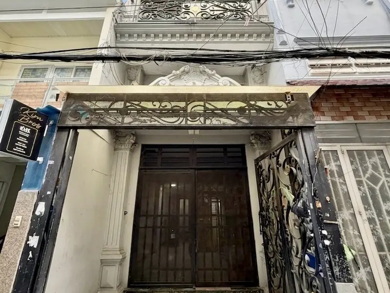 Nhà Hẻm Cách Mạng Tháng Tám Quận 3, Đầu Tư Sinh Lời Mạnh... Bán nhà riêng tại Bàn Cờ, Hồ Chí Minh 01