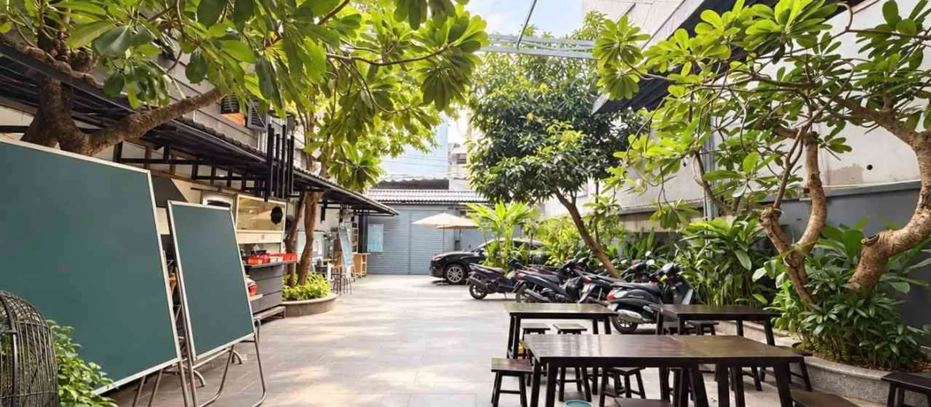 Bán nhà mặt phố Lê Trực 5 tầng kèm nhà hàng chay đang hoạt động 170m2 Giá chỉ 72 tỷ... Bán nhà mặt phố tại Gia Định, Hồ Chí Minh 01