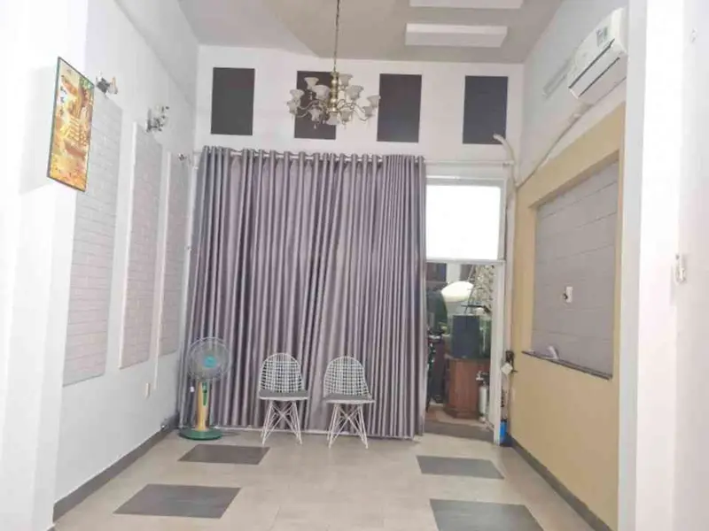 Nhà 2 mặt tiền gần ga sân bay, giá trị sinh lời cao tại Cộng Hoà... Bán nhà riêng tại Tân Bình, Hồ Chí Minh 01