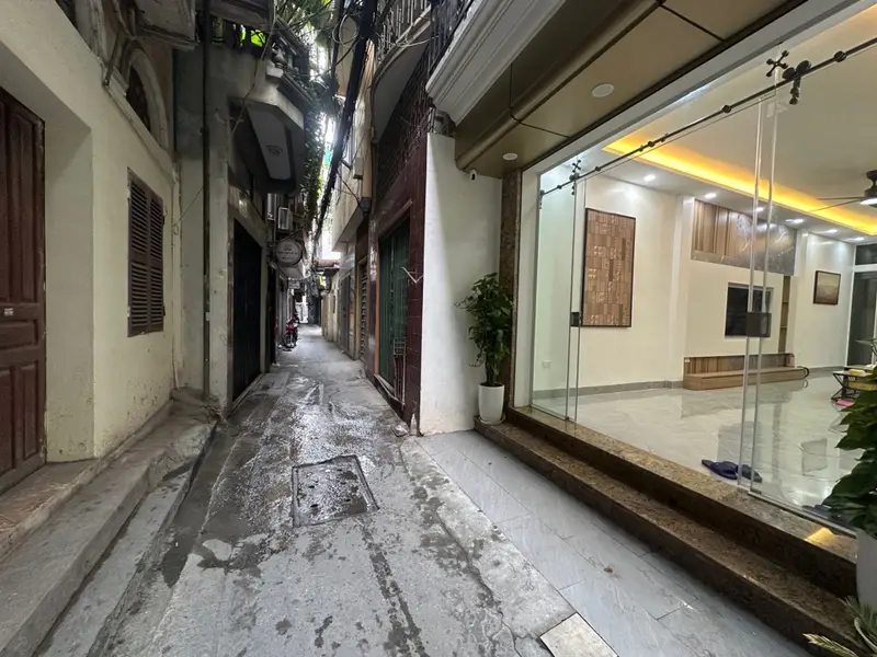 SỔ ĐẸP 40m-6 TẦNG THANG MÁY-NGÕ THÔNG RA HỒ BA MẪU... Bán nhà riêng tại Văn Miếu - Quốc Tử Giám, Hà Nội 01