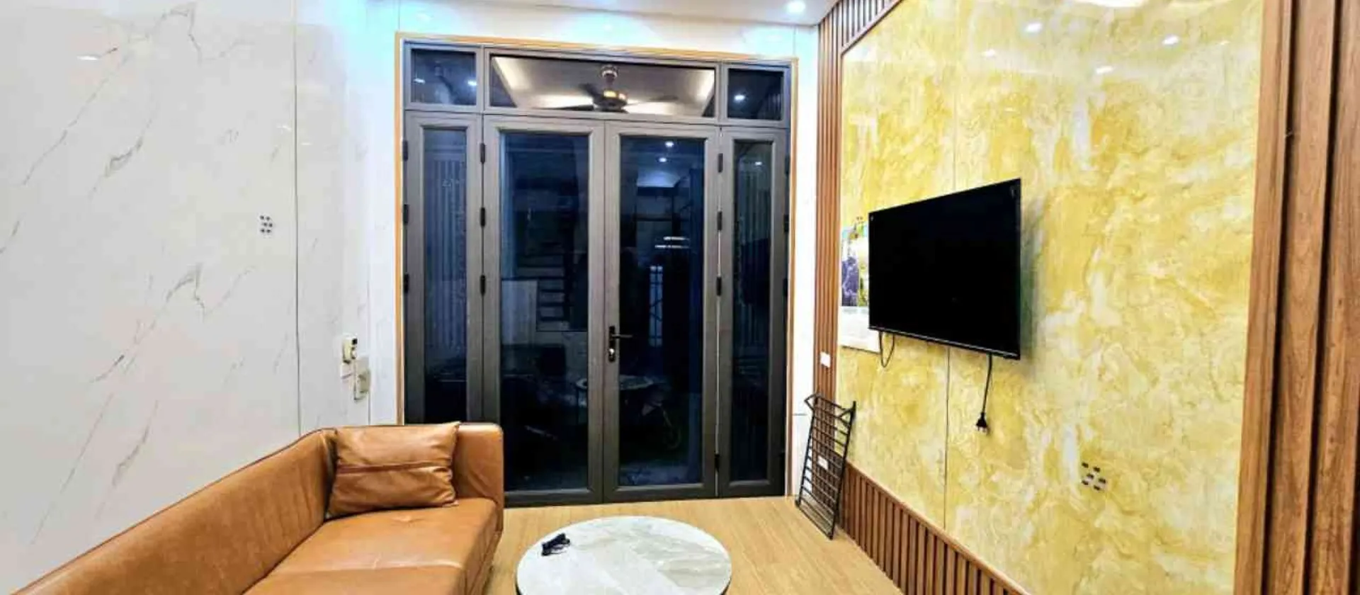 Bán nhà 5 tầng trung tâm phường Ba Đình, giá 5.8 tỷ... Bán nhà riêng tại Ba Đình, Hà Nội 01