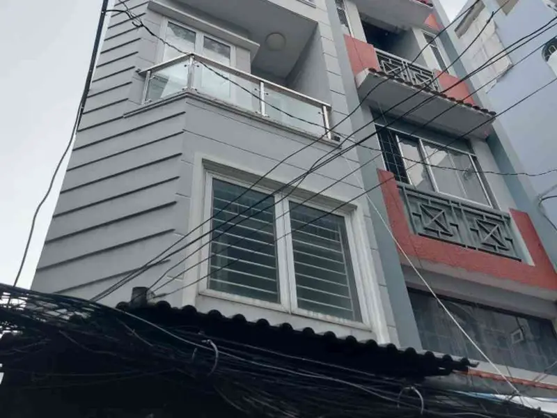 Nhà phố 2 tầng mặt tiền rộng quận 1, giá tốt bất ngờ... Bán nhà riêng tại Cầu Ông Lãnh, Hồ Chí Minh 01
