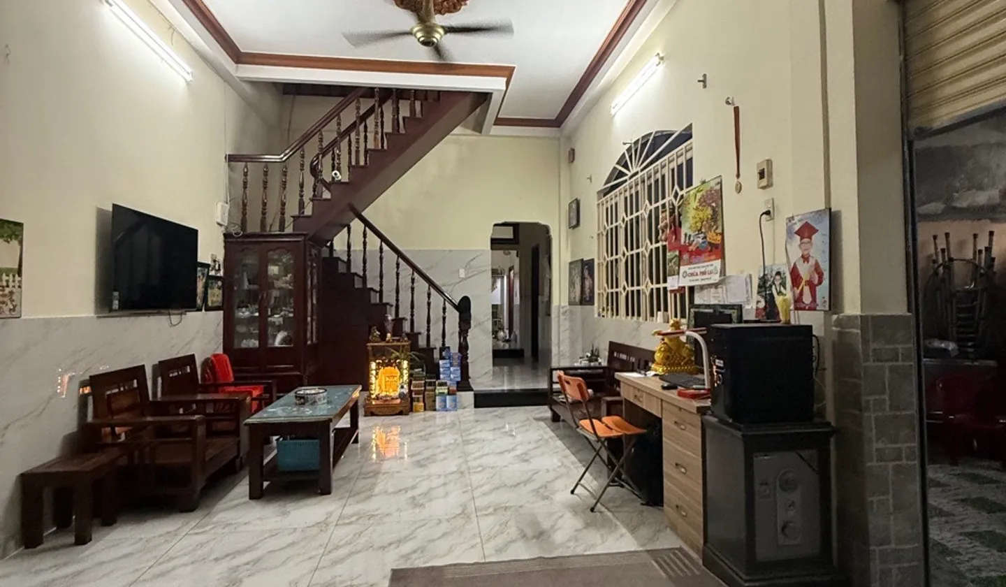 94m2 Quang Trung lô góc thoáng ngang khủng 5m nở hậu giá 8.x tỷ ô tô ngủ trong nhà
Hẻm oto tránh... Bán nhà riêng tại Thông Tây Hội, Hồ Chí Minh 01
