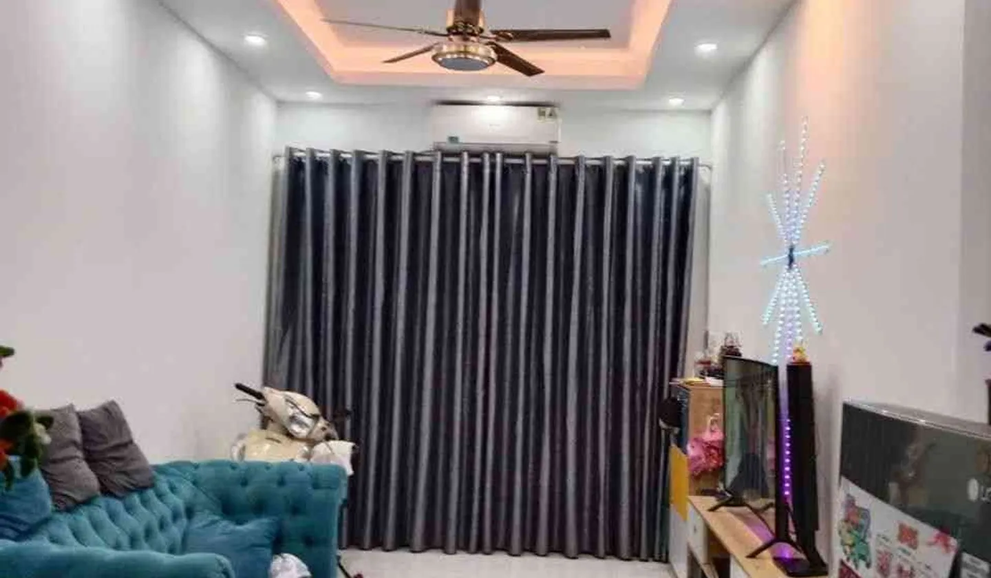 Hiếm có nhà 5 tầng 30m² nội thất đẹp gần Vinhomes Riverside phúc lợi nhỉnh 5 tỷ... Bán nhà riêng tại Phúc Lợi, Hà Nội 01