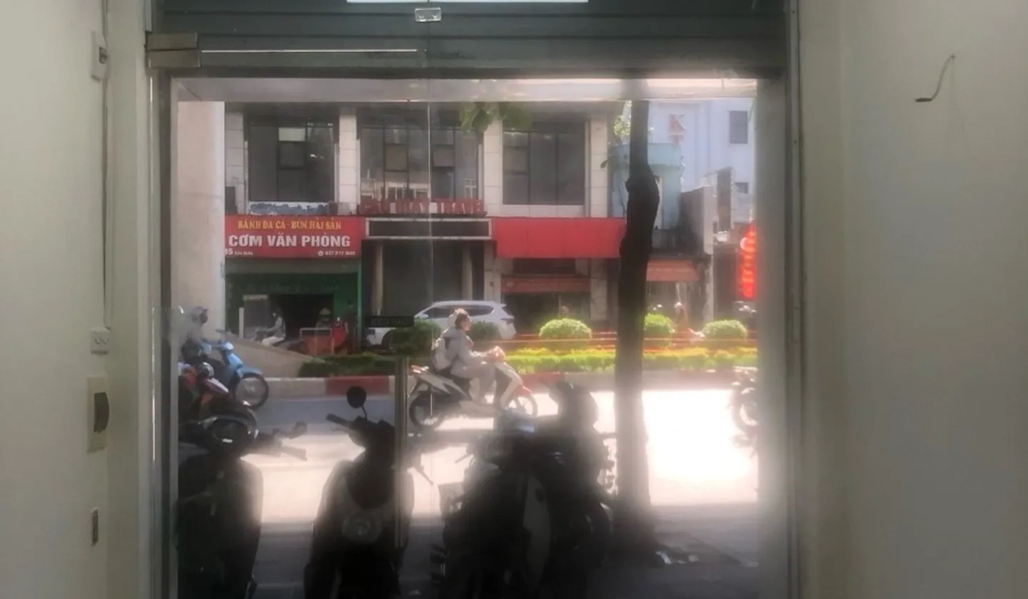 Cơ hội sở hữu nhà mặt phố Cầu Giấy - Vị trí đắc địa, giá tốt hiếm có... Bán nhà mặt phố tại Cầu Giấy, Hà Nội 01