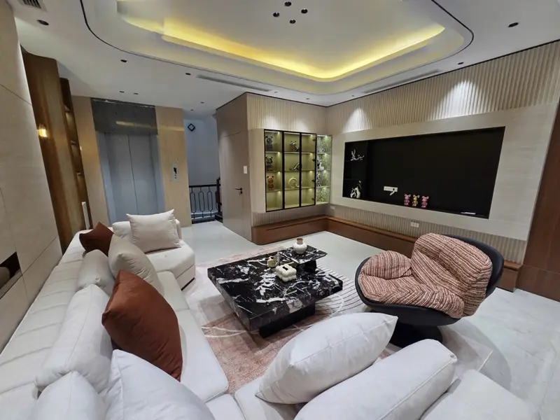 Siêu Phẩm Lô Góc Ngọc Thụy Với Tầm Nhìn Hồ Và Thang Máy Hiện Đại 50m... Bán nhà riêng tại Bồ Đề, Hà Nội 01