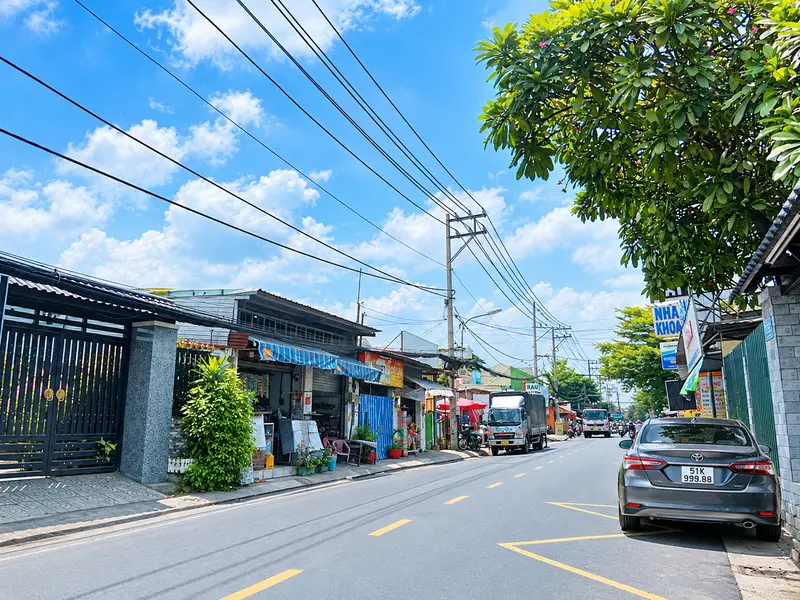 Nhà phố 3 tầng phong cách hiện đại, vị trí đắc địa sát chợ Đại Hải... Bán nhà mặt phố tại Bà Điểm, Hồ Chí Minh 01