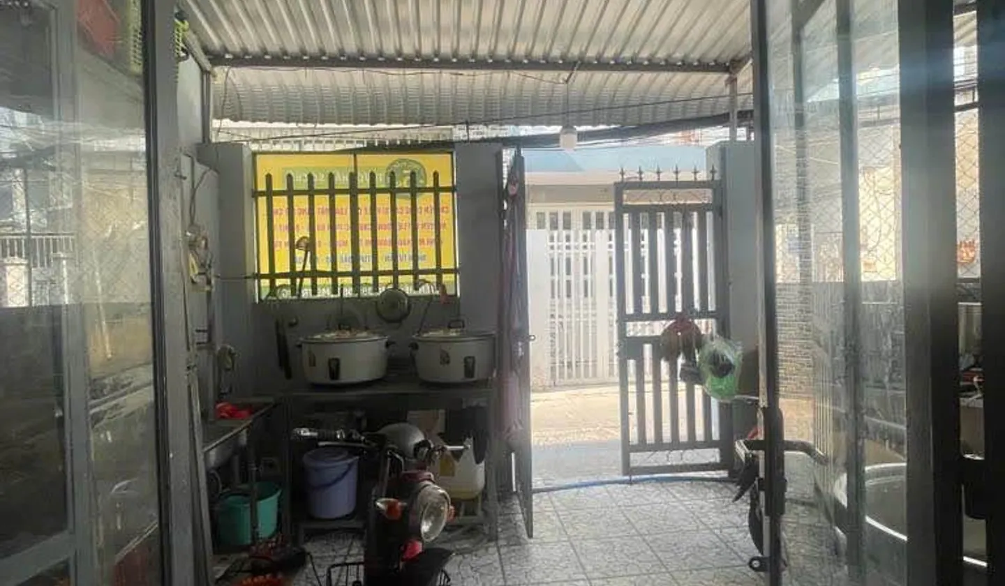 Bán nhà riêng 3 tầng 3PN phường Phú Thuận quận 7 giá 5,8 tỷ- Nguyễn Văn Quỳ... Bán nhà riêng tại Phú Thuận, Hồ Chí Minh 01