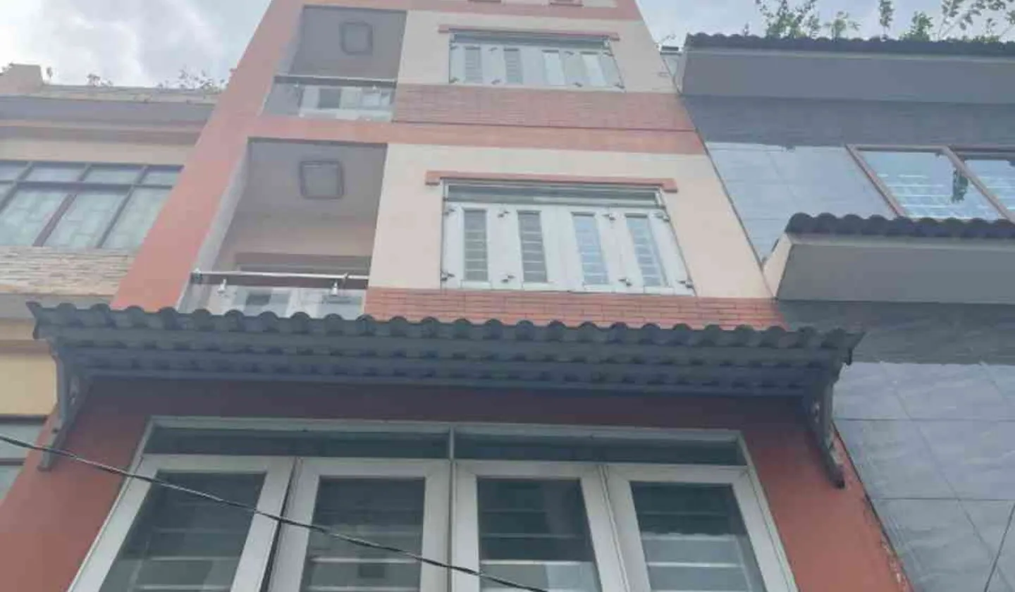 HẺM XE HƠI 7M - SÁT MẶT TIỀN - NHÀ ĐẸP - THANG MÁY... Bán nhà riêng tại Tân Phú, Hồ Chí Minh 01