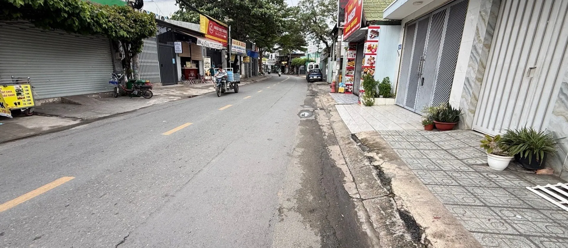 BIỆT THỰ MẶT TIỀN ĐƯỜNG THẠNH XUÂN XE TẢI TRÁNH NHAU 8M- SÂN ĐẬU XE HƠI RỘNG RÃI - NGANG LỚN 8MX1... Bán nhà mặt phố tại Thới An, Hồ Chí Minh 01