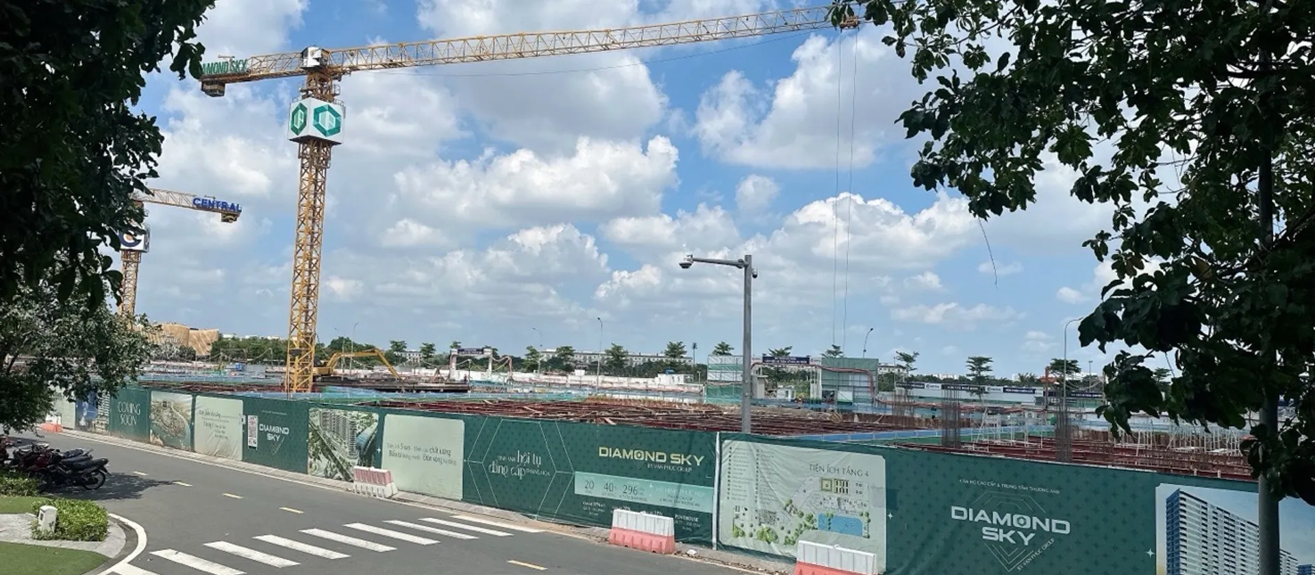 Nhà mặt phố góc 2 mặt tiền 5 tầng tại Đại đô thị Vạn Phúc City... Bán nhà mặt phố tại Hiệp Bình, Hồ Chí Minh 01