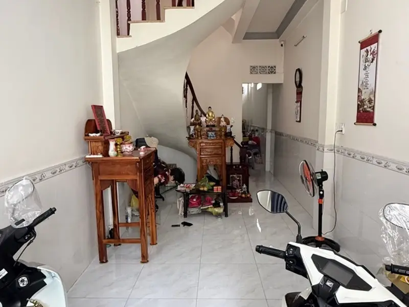 Nhà đẹp 3 tầng khu phố ẩm thực sầm uất, giá tốt, đáng sở hữu tại Phường Phú Lâm... Bán nhà riêng tại Phú Lâm, Hồ Chí Minh 01